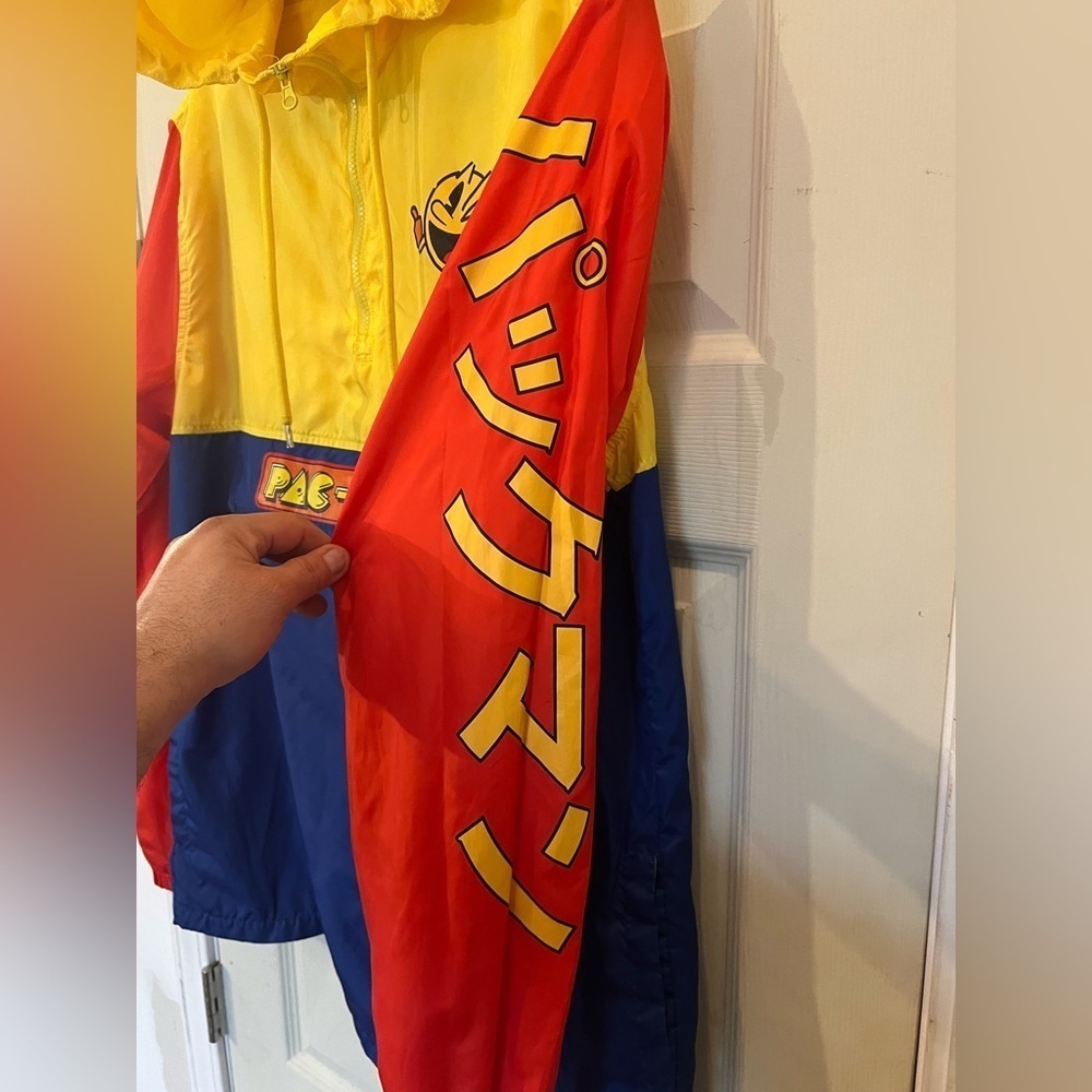 Pac-Man Video Game Hoodie Windbreaker Jacket - Picture 8 of 10